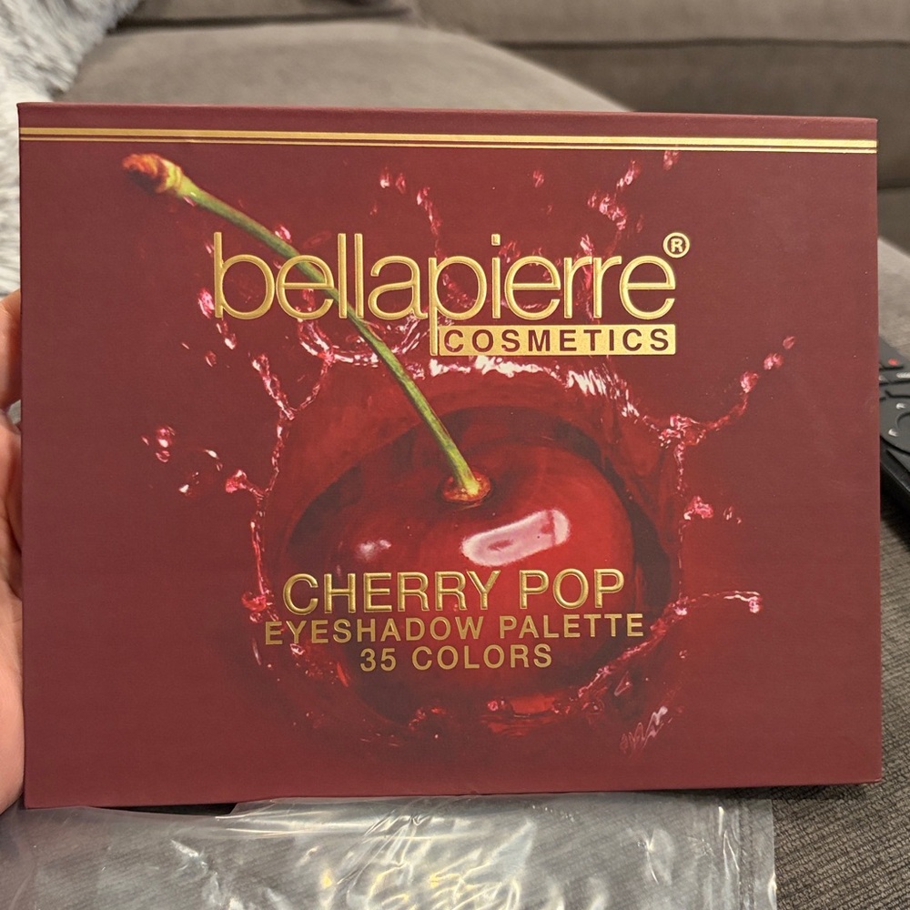 Bellapierre Cosmetics Cherry Pop Eyeshadow Palette - NEVER USED!!  makeup beauty - Picture 2 of 4